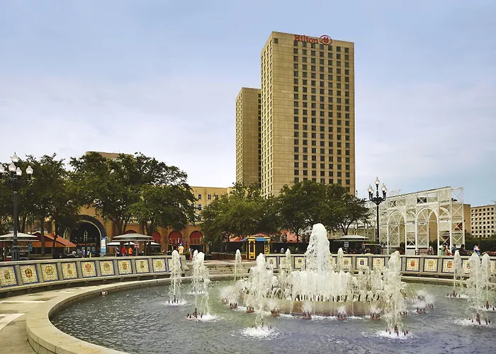 Hilton New Orleans Riverside