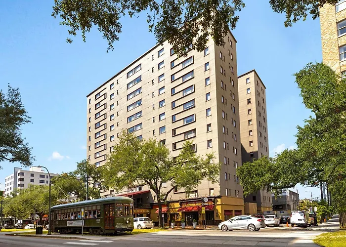 Club Wyndham Avenue Plaza